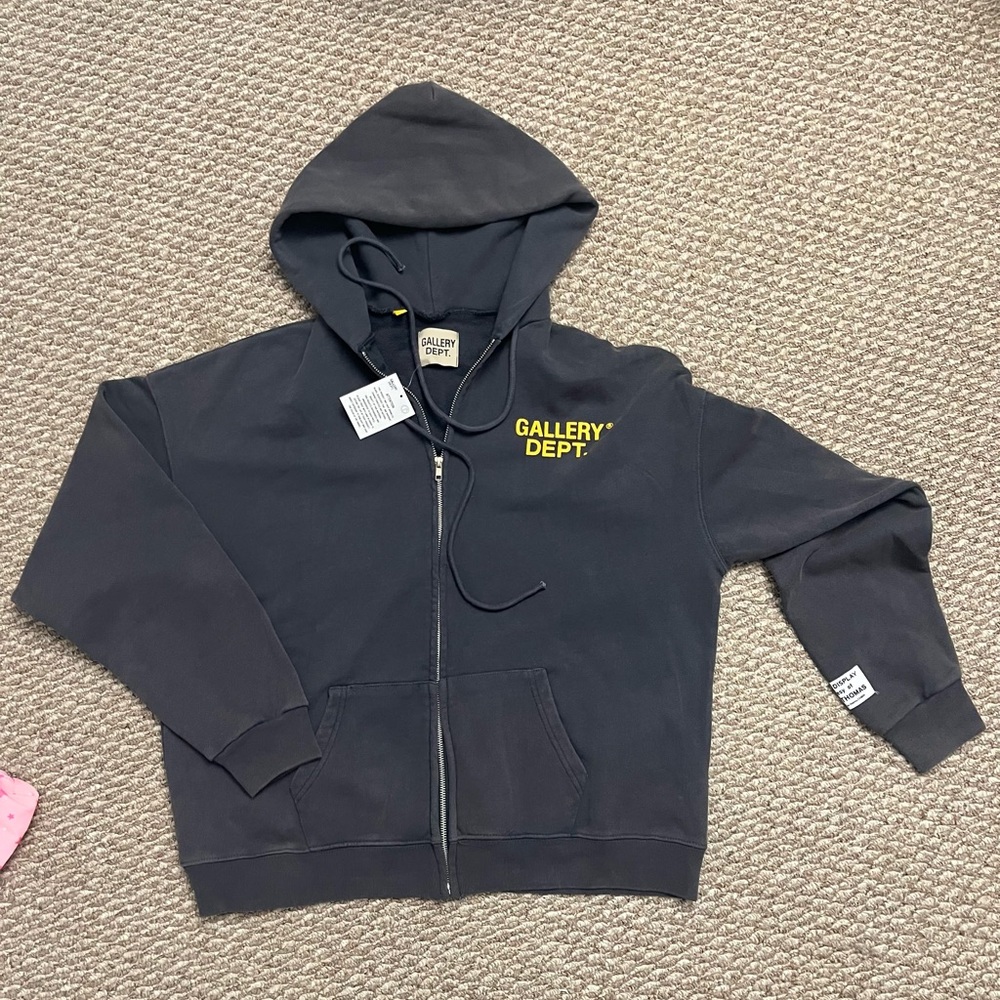 Zip up gallery Dept
